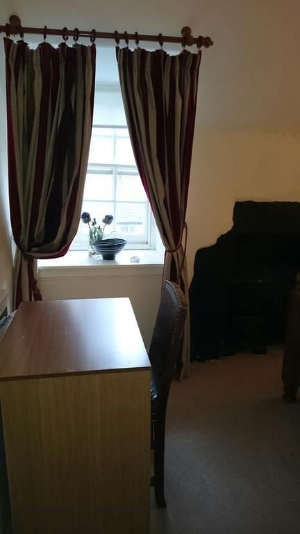 Royal Mile Budget Apartments إدنبرة الغرفة الصورة